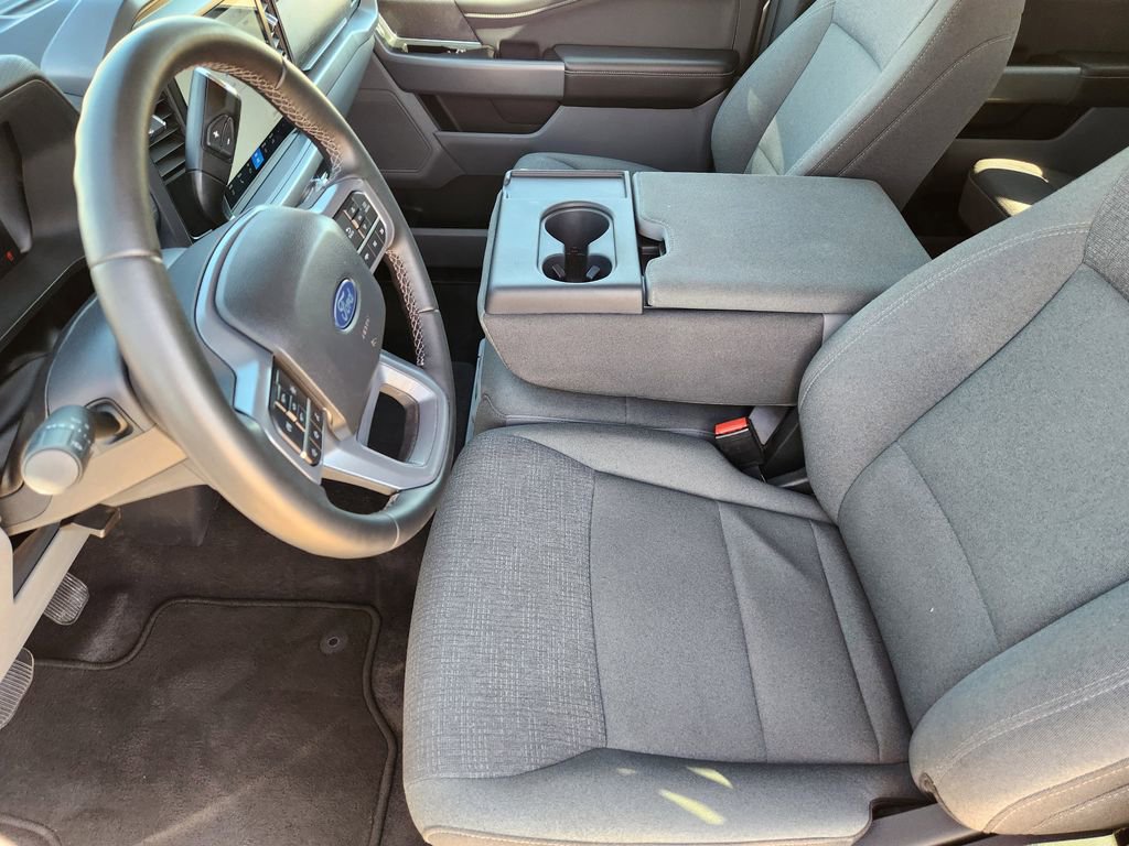 Used 2025 Ford F150 XLT w/ Equipment Group 301A Standard image 16