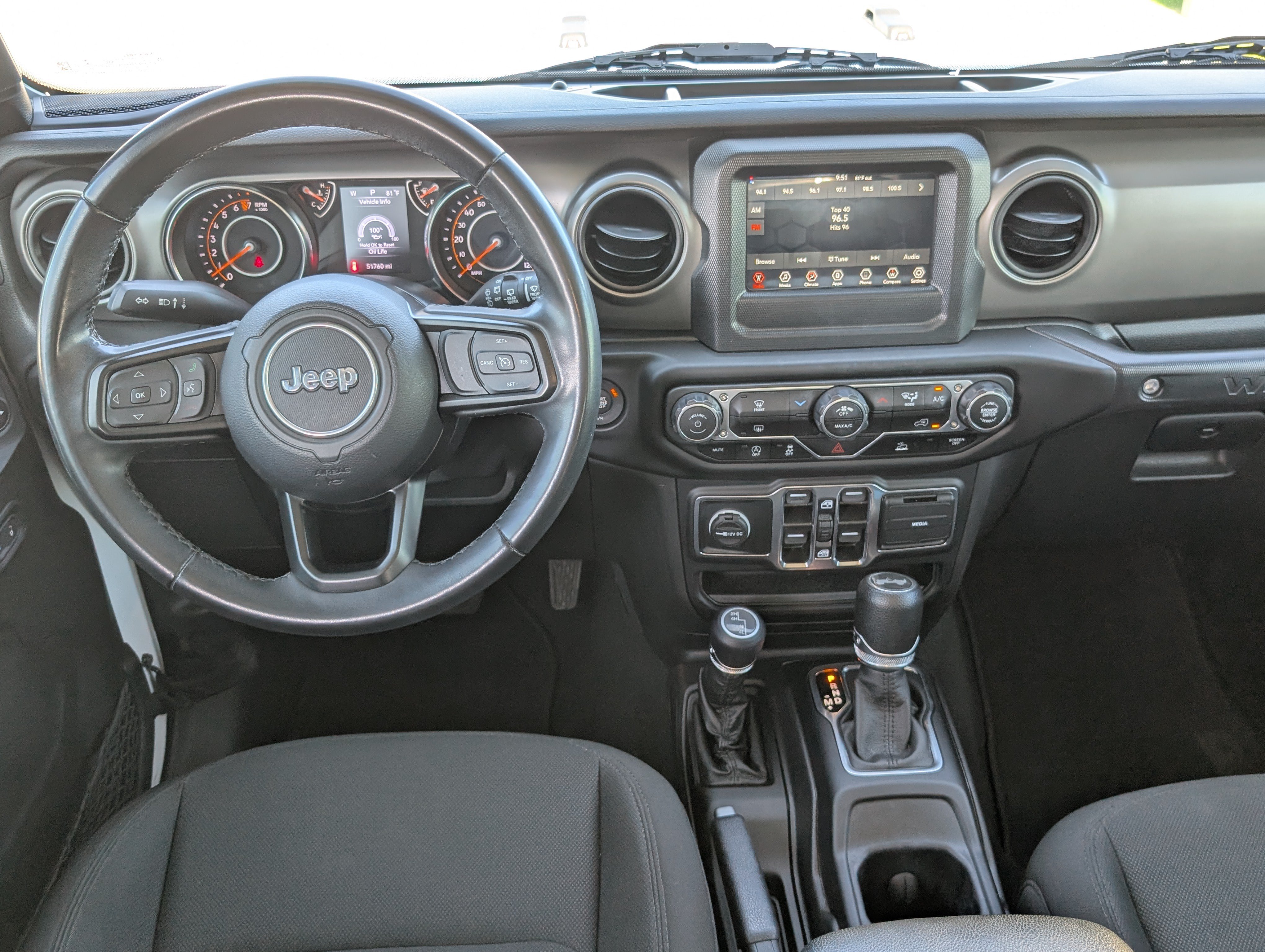 Used 2022 Jeep Wrangler Unlimited Sport AWD/4WD image 12