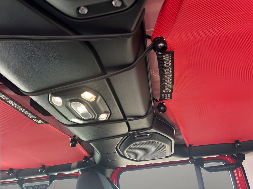 Used 2021 Jeep Wrangler Unlimited Sahara image 28