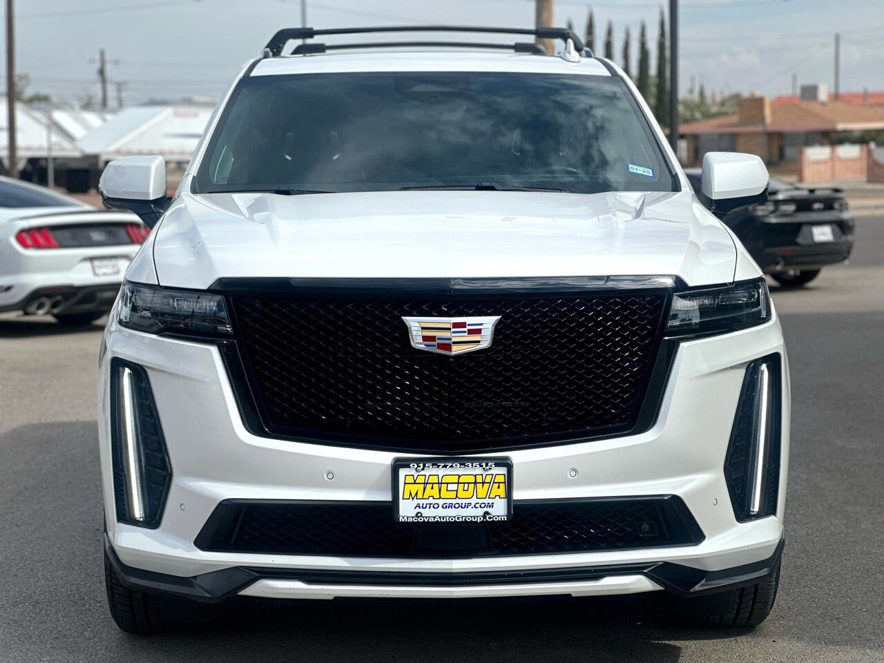 Used 2023 Cadillac Escalade V image 3