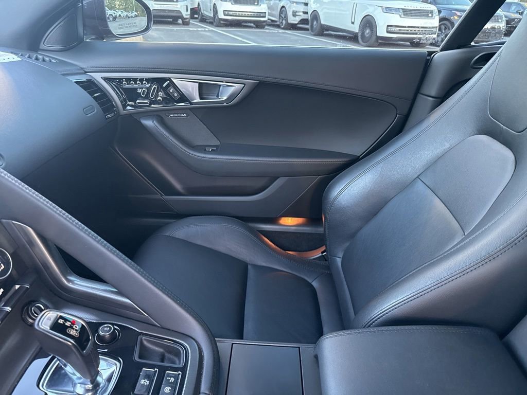 Used 2015 Jaguar F-TYPE S RWD image 11