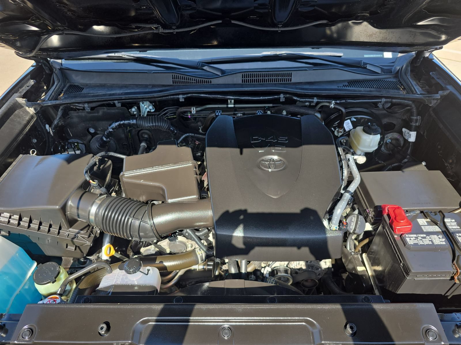 Used 2023 Toyota Tacoma Limited RWD image 32
