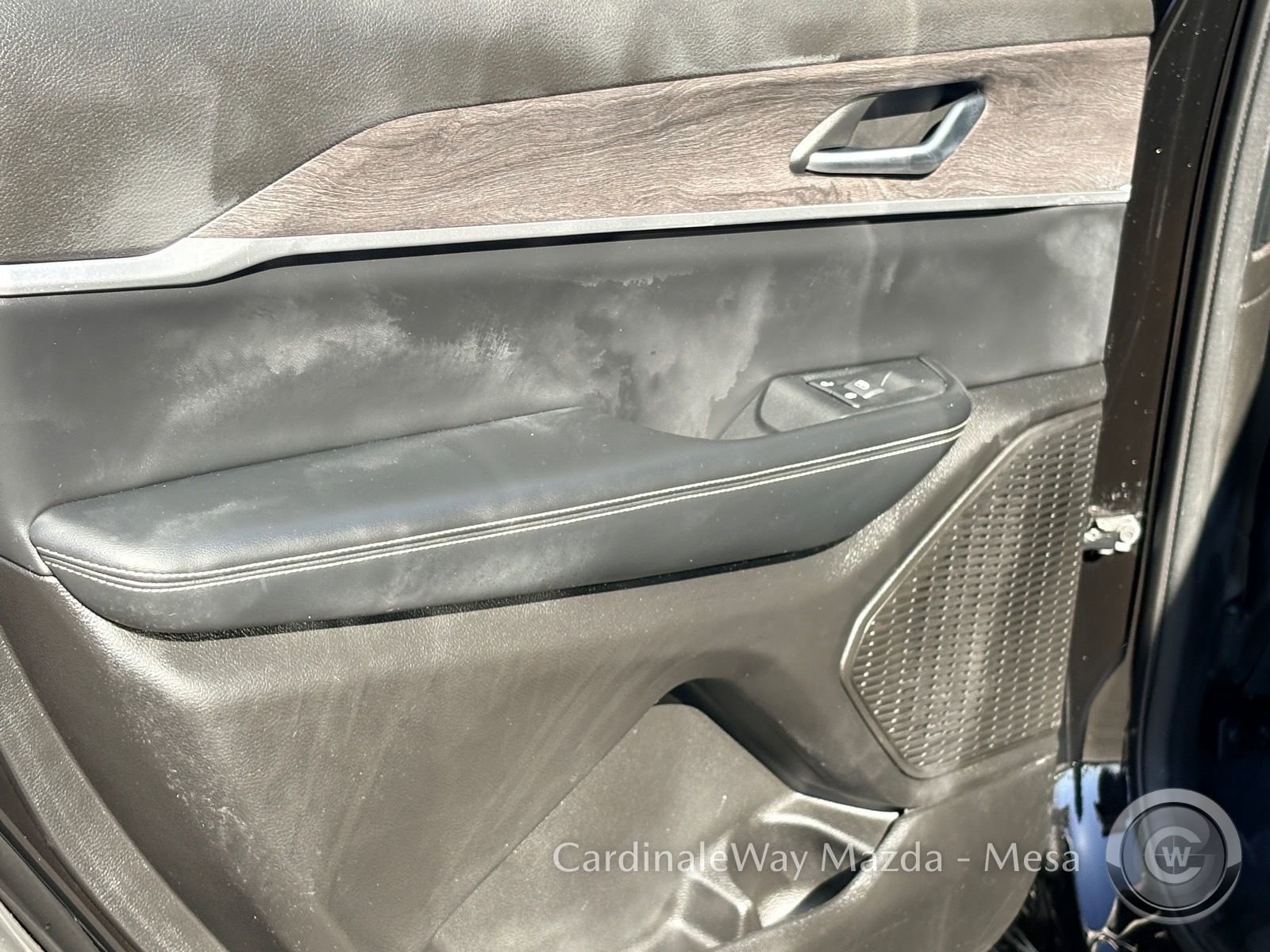 Used 2024 Jeep Grand Cherokee L Limited w/ Luxury Tech Group II image 26