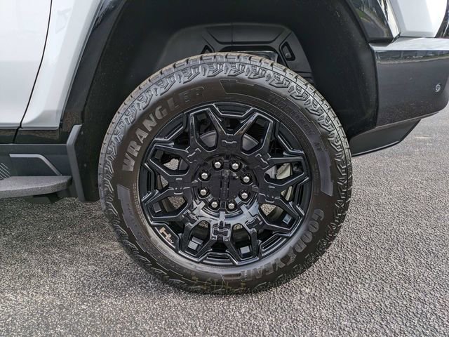 New 2026 GMC Hummer EV SUV AWD/4WD image 14