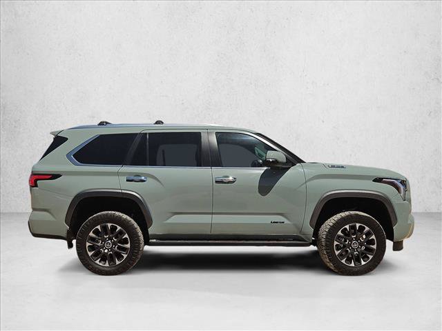 Used 2024 Toyota Sequoia Limited AWD/4WD image 4