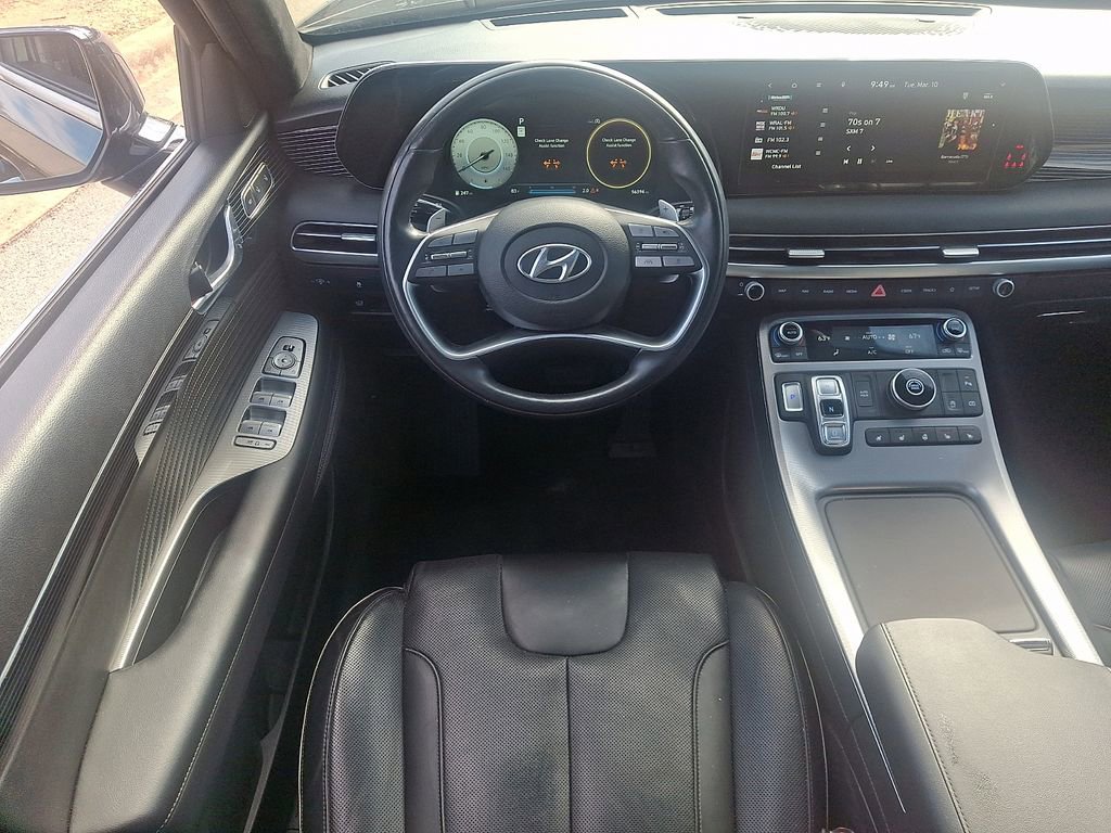 Used 2024 Hyundai Palisade Calligraphy image 11