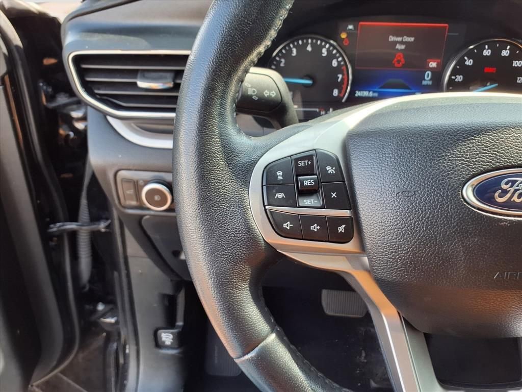 Used 2023 Ford Explorer XLT w/ Equipment Group 202A image 16