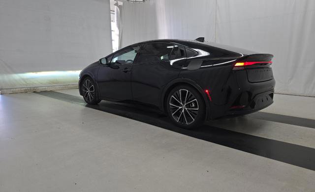 Used 2025 Toyota Prius Limited w/ Limited Premium Package FWD image 6