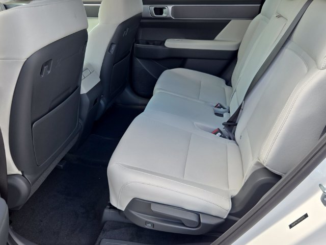New 2027 Hyundai Santa Fe SE FWD image 6