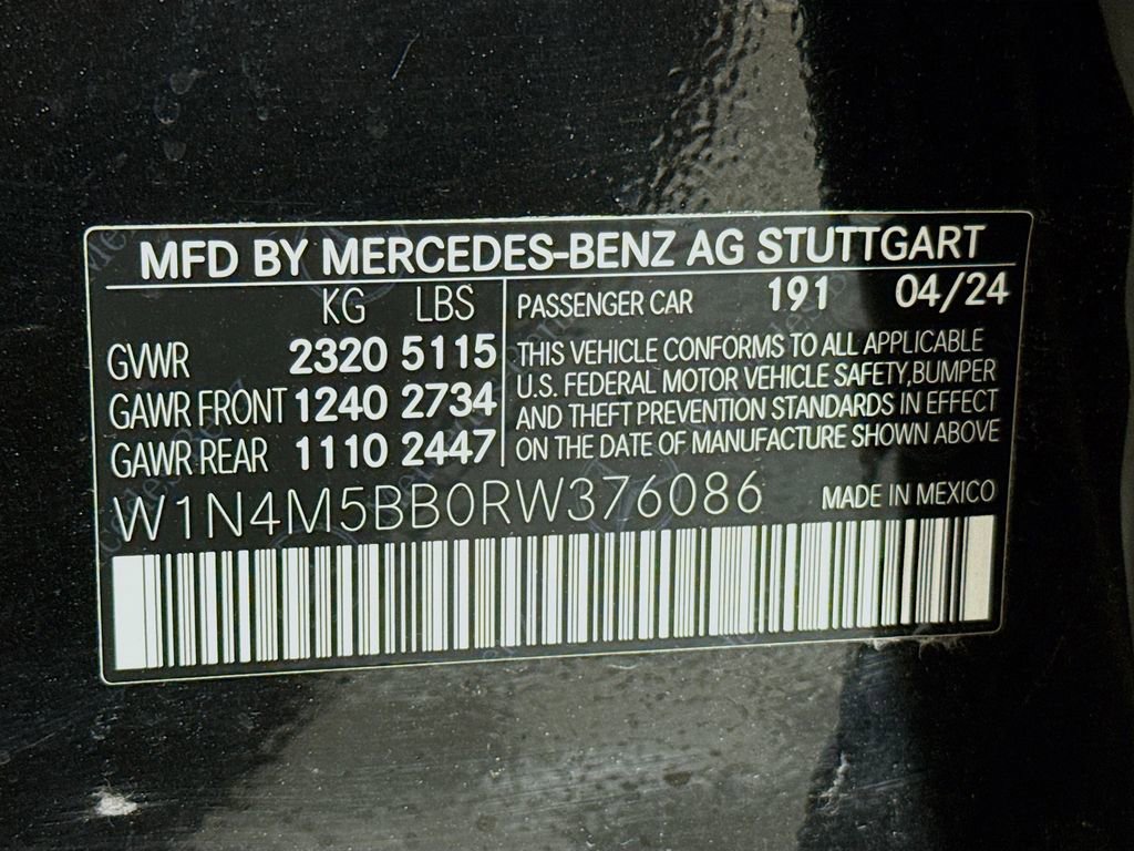 Used 2024 Mercedes-Benz GLB 35 AMG 4MATIC image 32