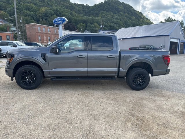New 2025 Ford F150 XLT w/ Equipment Group 302A MID image 2