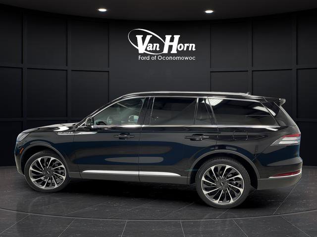 Used 2025 Lincoln Aviator Reserve w/ Equipment Group 201A AWD/4WD image 4