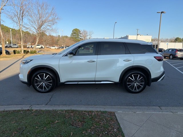 Used 2024 INFINITI QX60 Sensory w/ Vision Package image 4