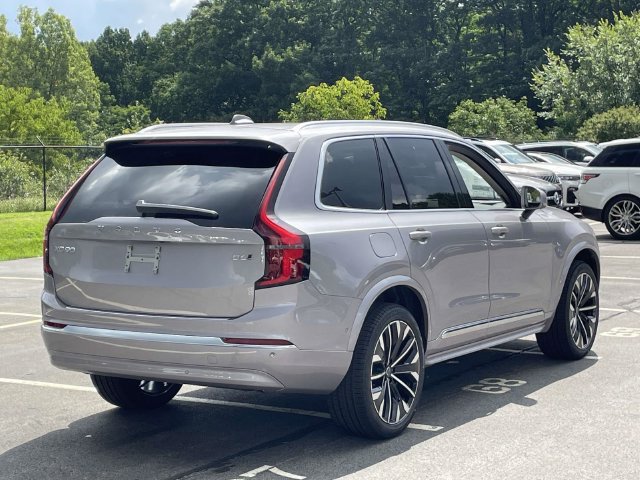 New 2027 Volvo XC90 B6 Plus AWD/4WD image 7