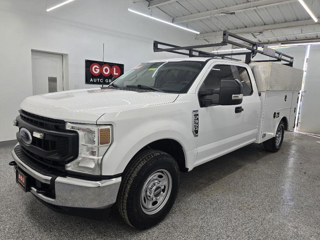 Used 2022 Ford F350 XL w/ Power Equipment Group image 4