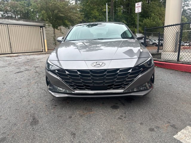 Used 2021 Hyundai Elantra Limited FWD image 2