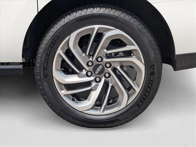 New 2025 Lincoln Navigator L Reserve image 9