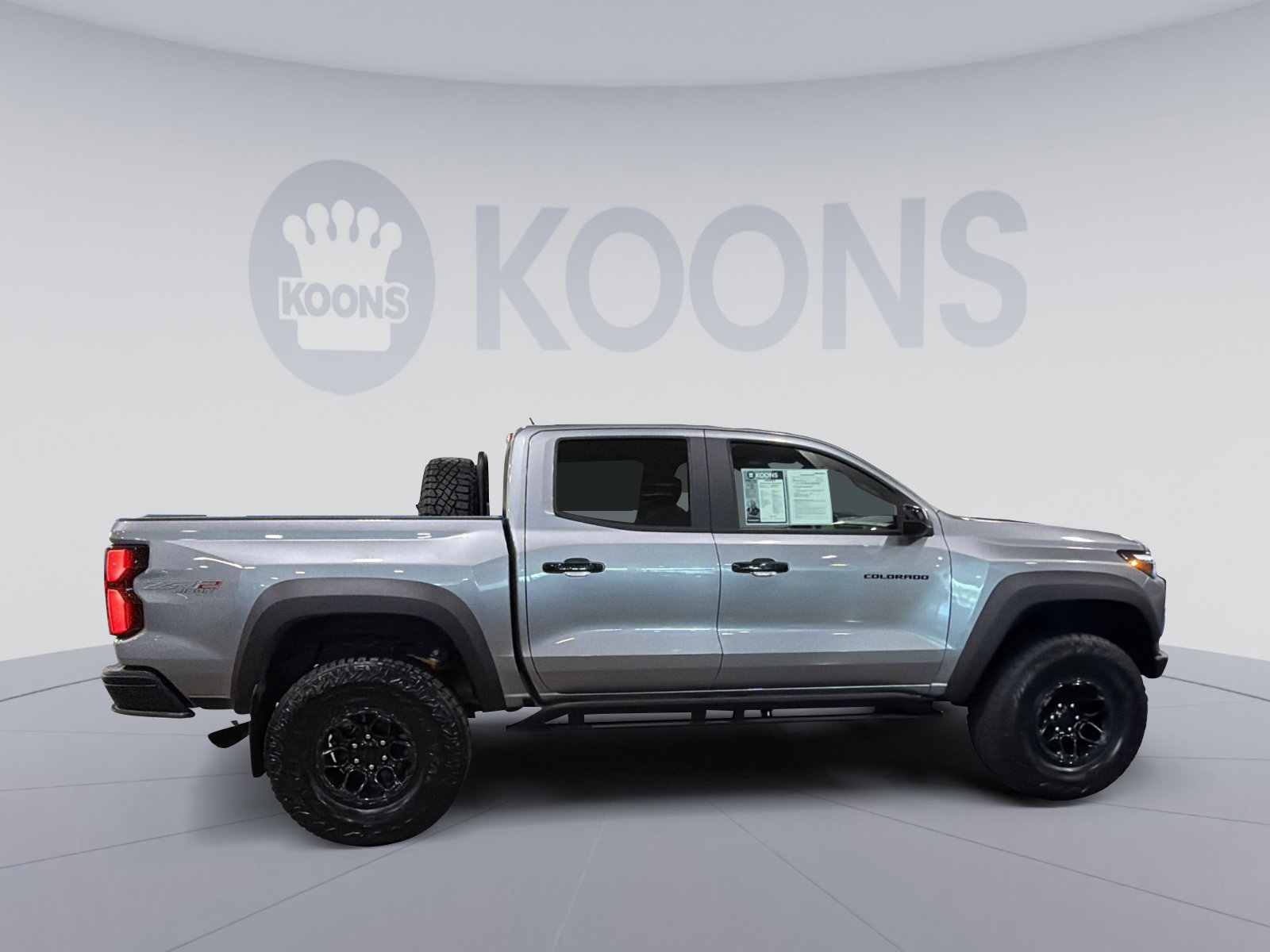 Used 2024 Chevrolet Colorado ZR2 w/ ZR2 Bison Edition AWD/4WD image 8