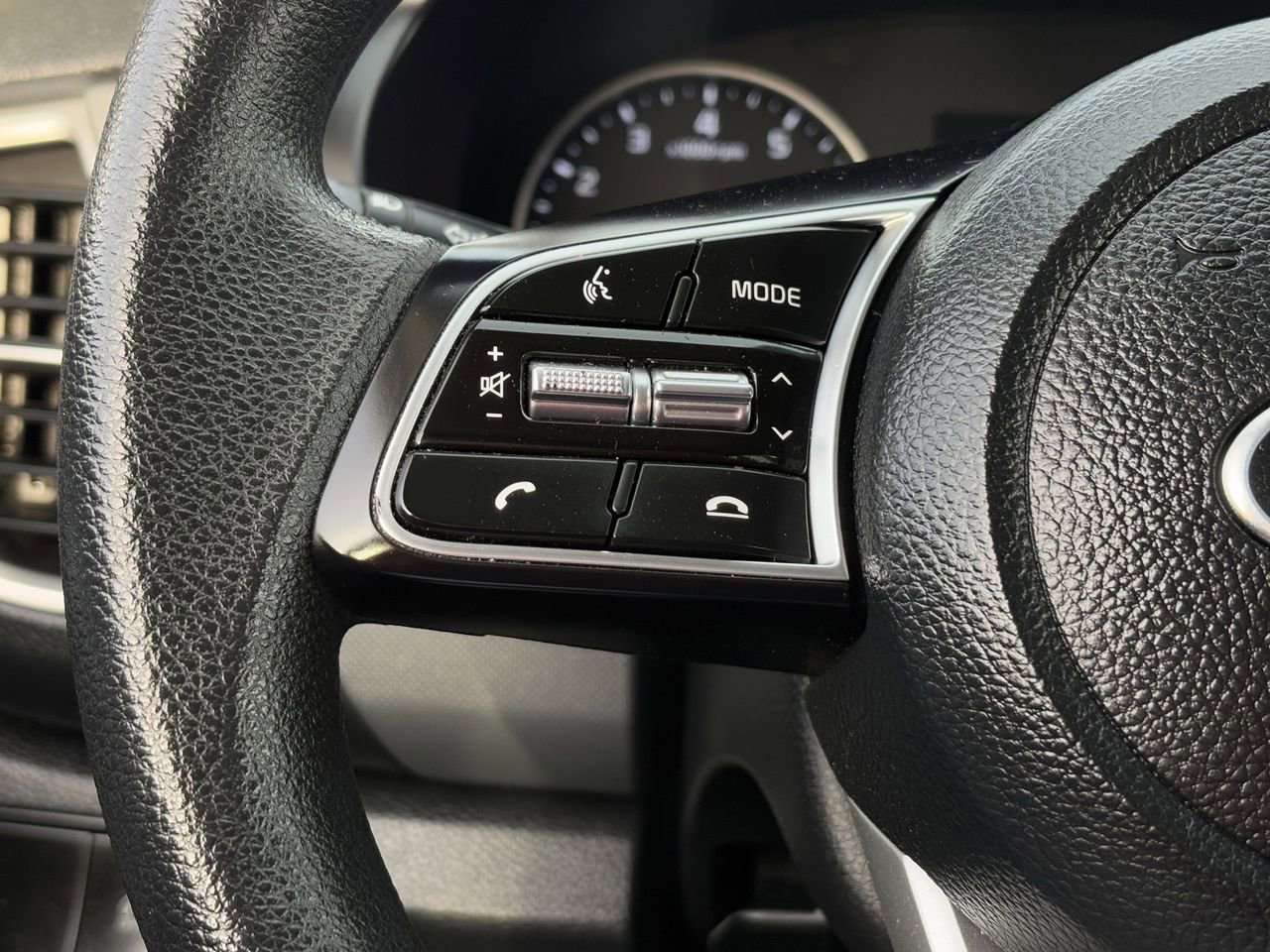 Used 2021 Kia Seltos LX AWD/4WD image 16
