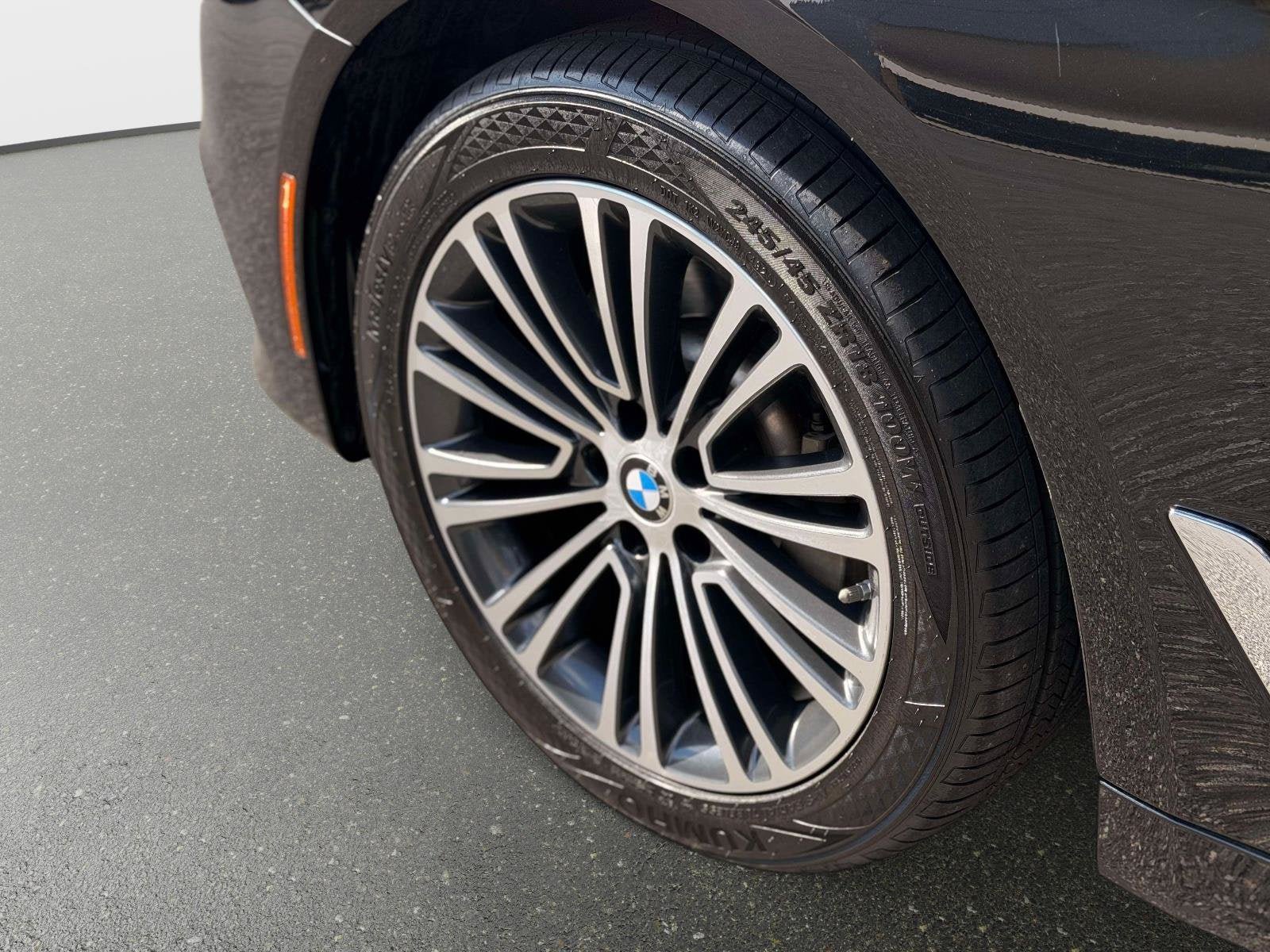 Used 2019 BMW 540i RWD image 11