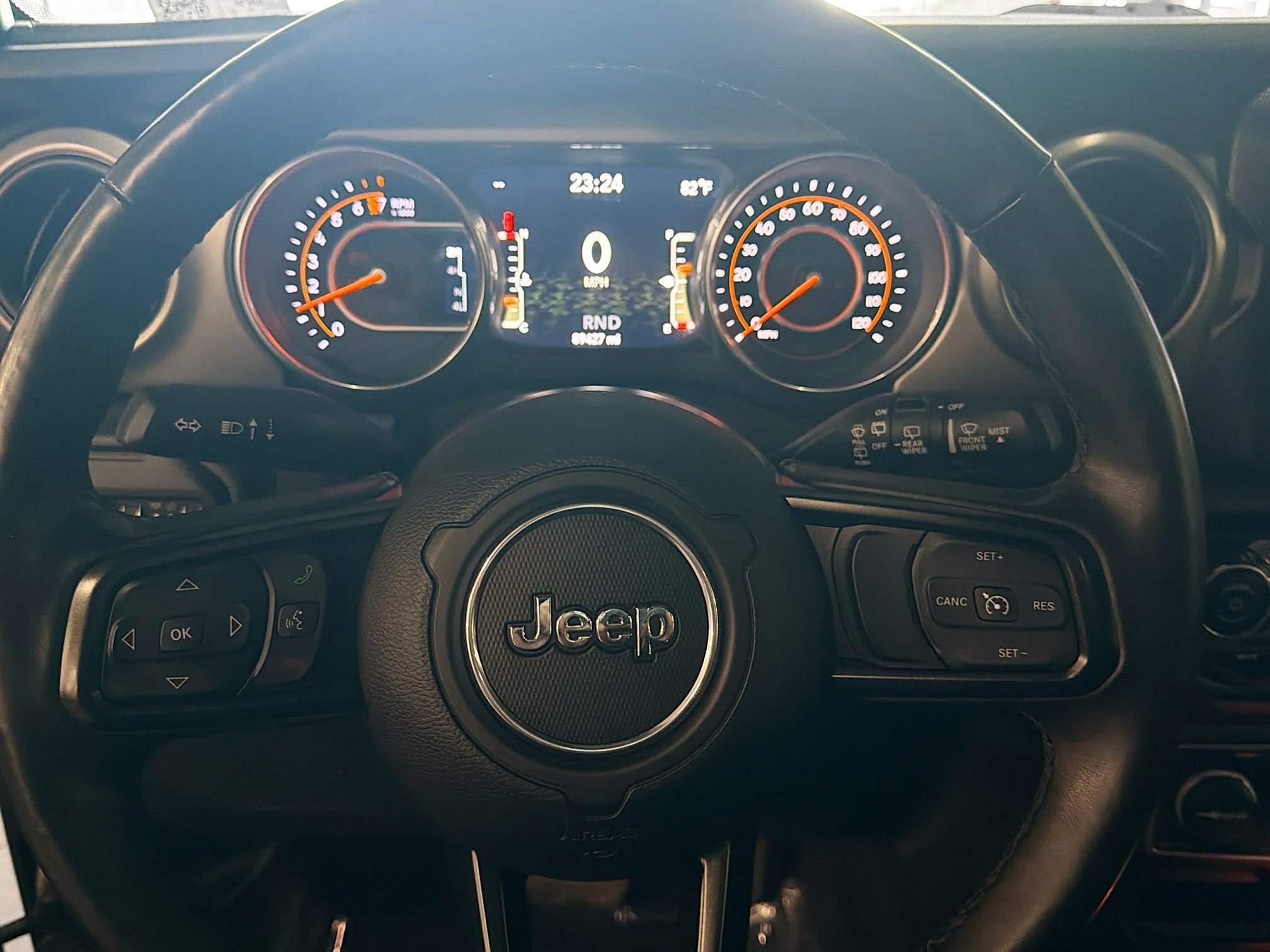 Used 2018 Jeep Wrangler Unlimited Sport S AWD/4WD image 17
