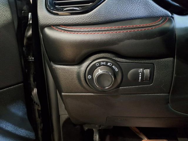 Used 2025 Dodge Durango GT image 18