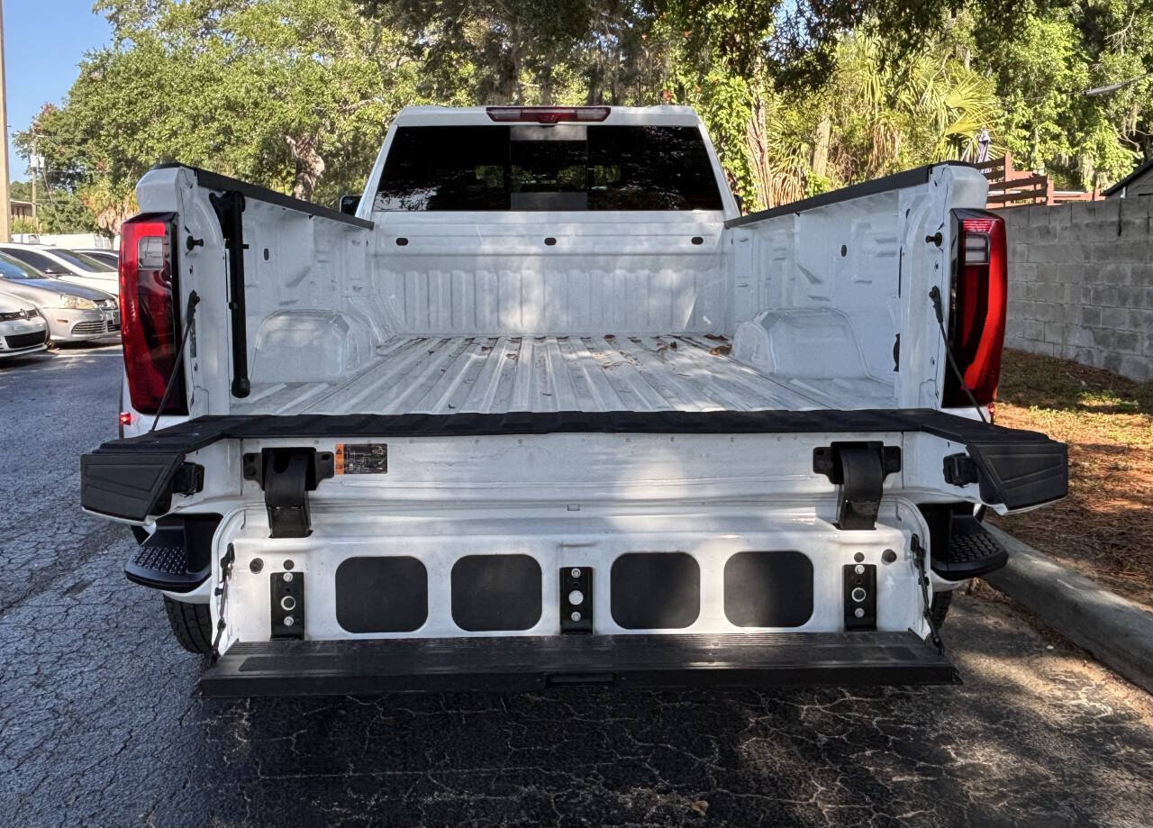 Used 2025 GMC Sierra 3500 Denali w/ Denali Reserve Package AWD/4WD image 9