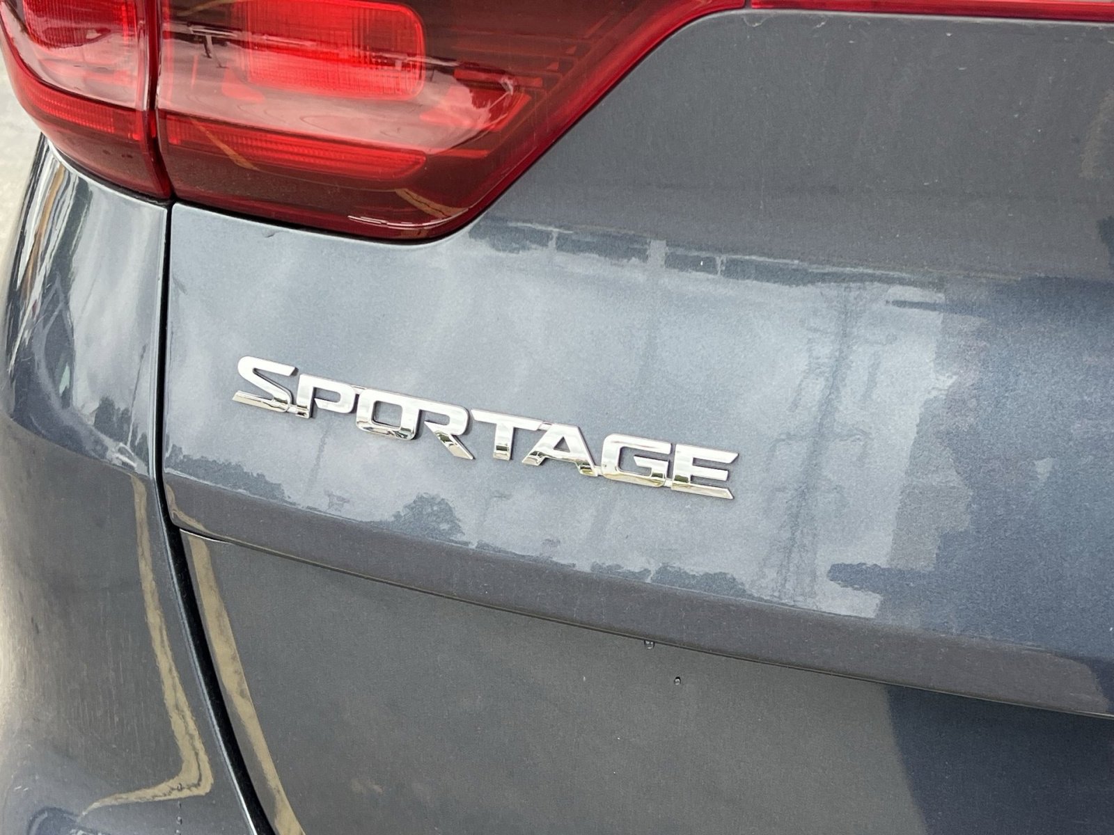 Used 2020 Kia Sportage S FWD image 29