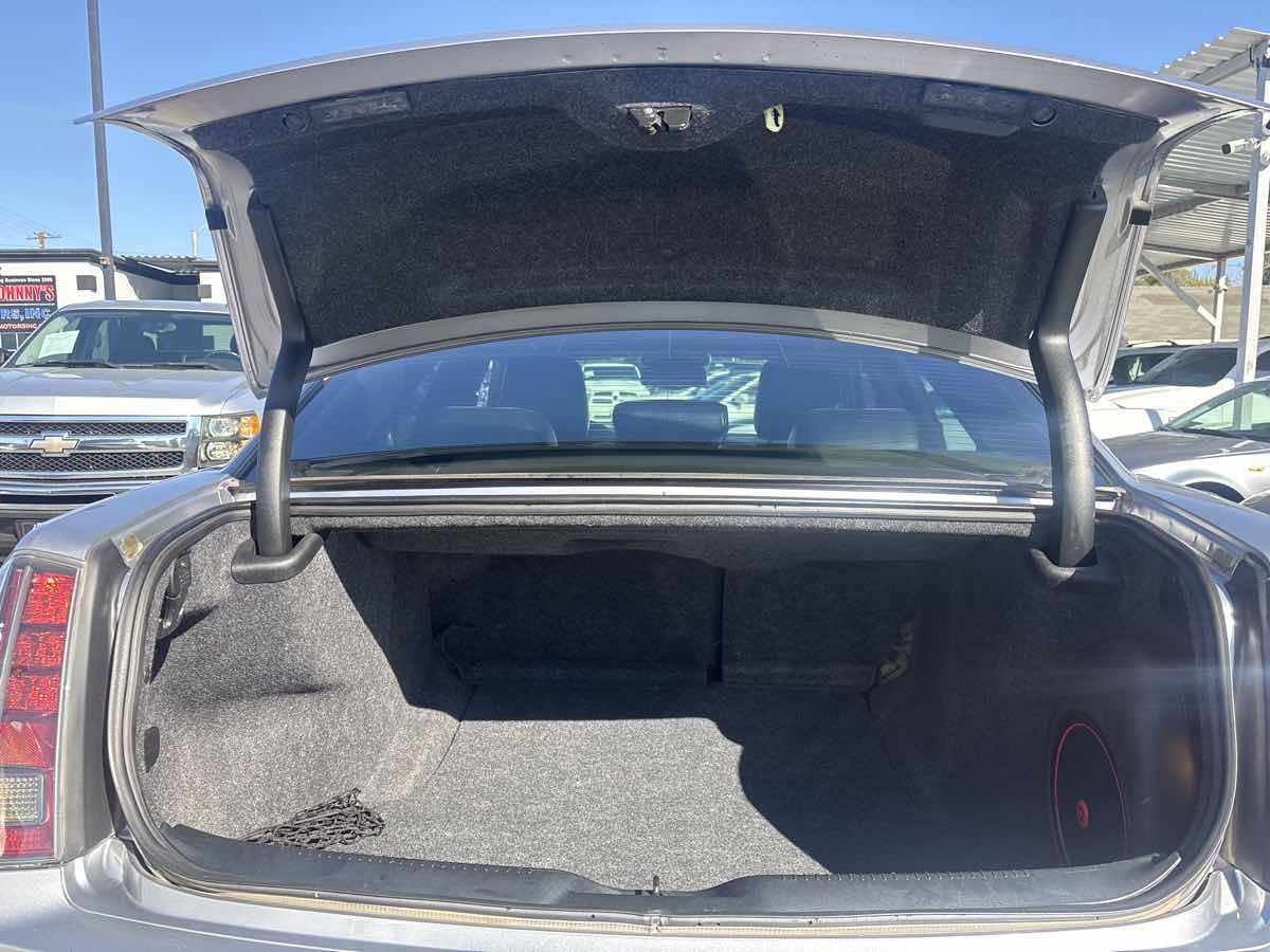 Used 2014 Chrysler 300 S w/ Light Group image 25