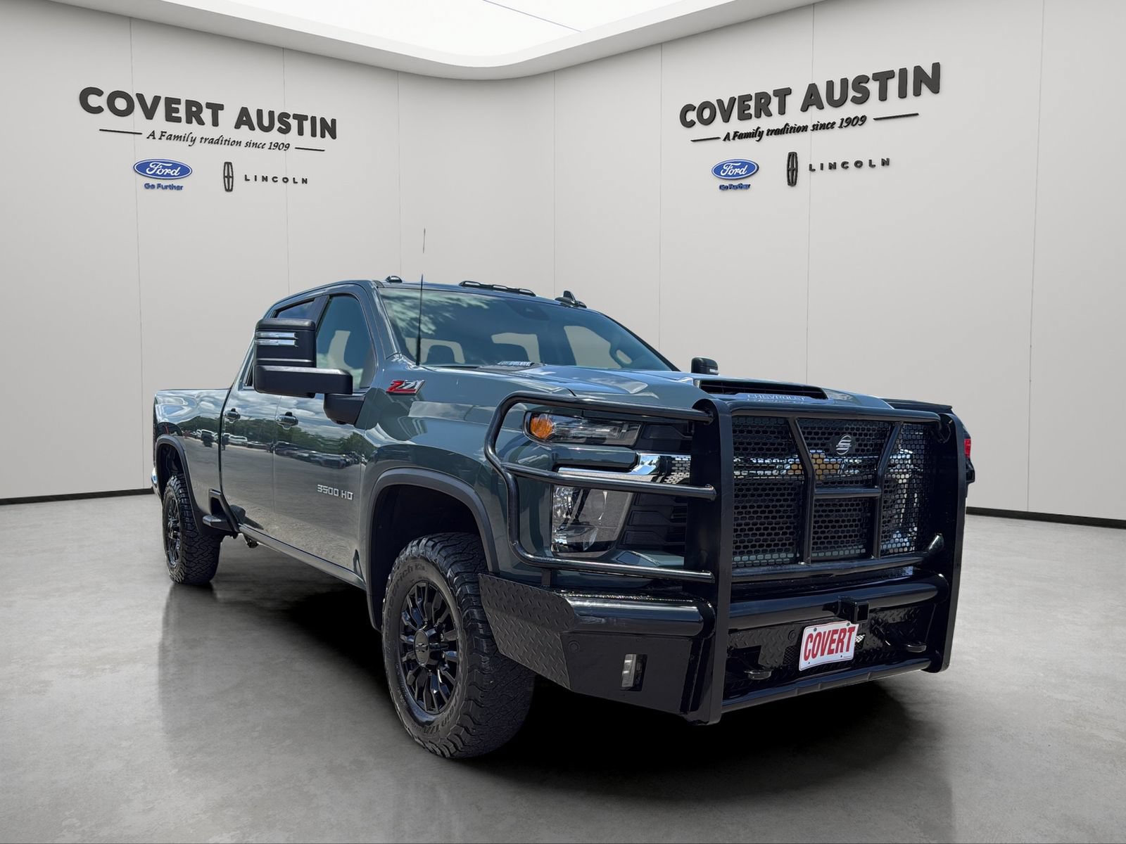 Used 2025 Chevrolet Silverado 3500 LT w/ Convenience Package AWD/4WD image 7