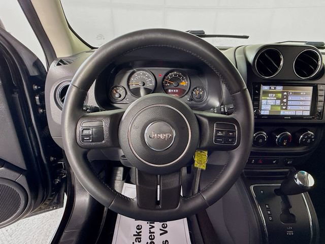 Used 2015 Jeep Patriot Latitude FWD image 13