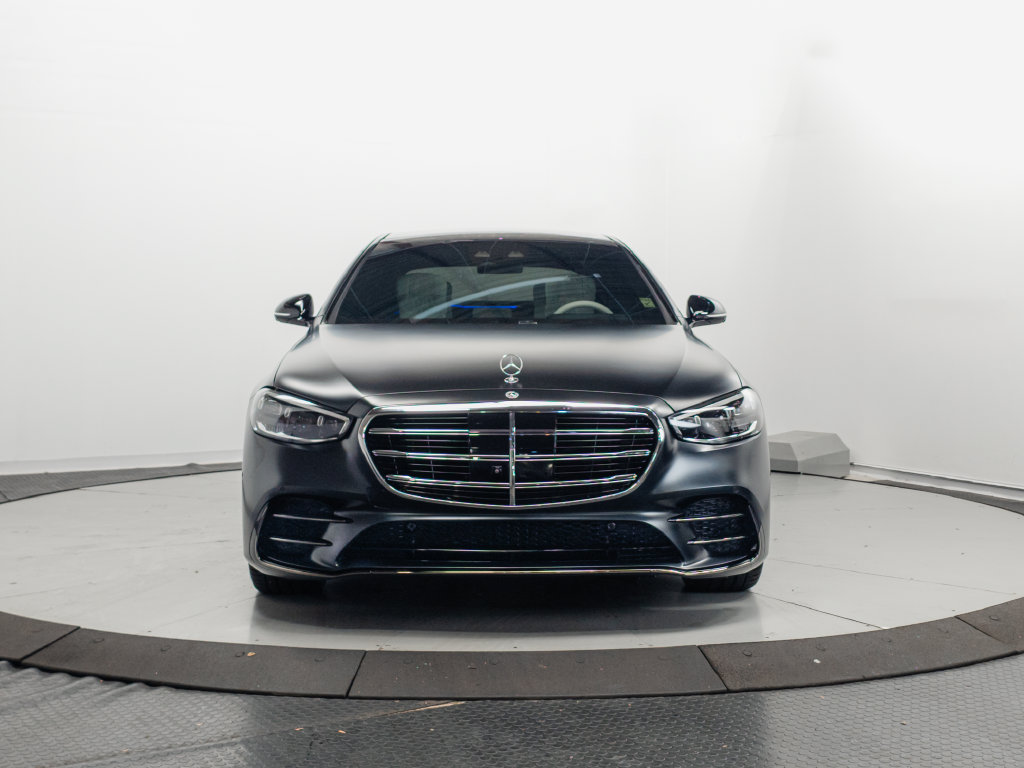 Used 2023 Mercedes-Benz S 580 4MATIC Sedan image 2