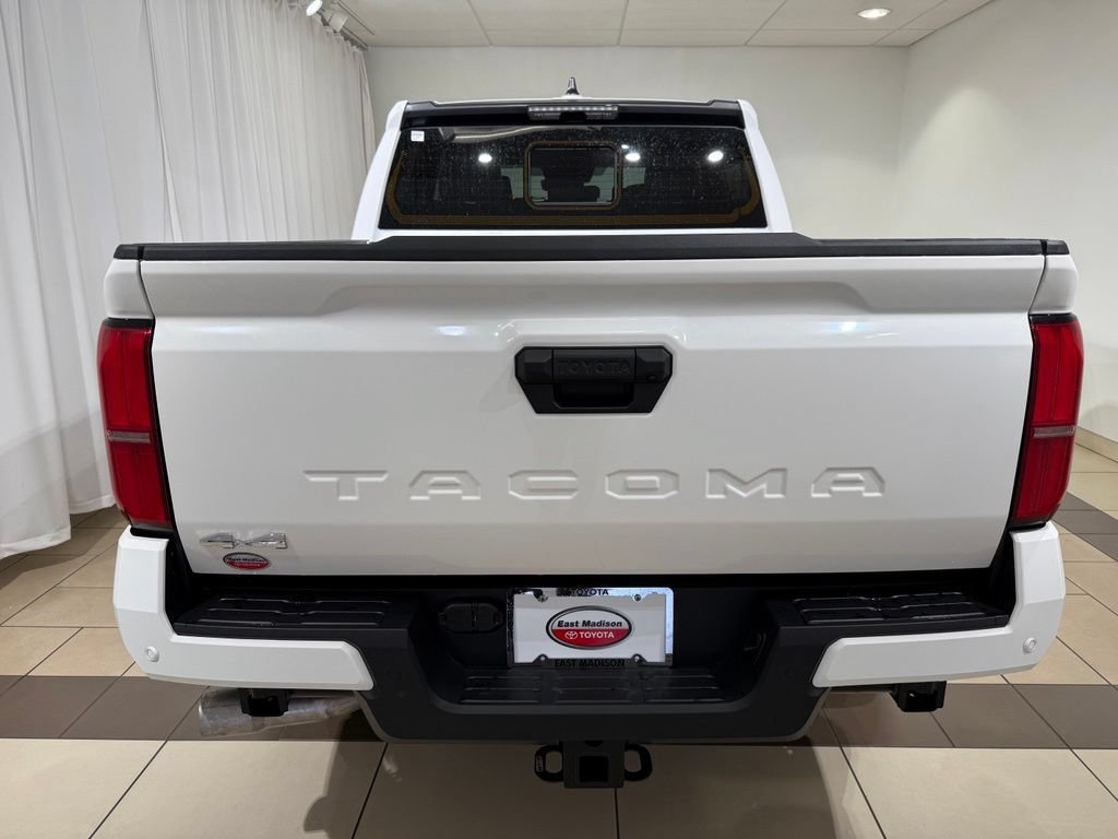 New 2026 Toyota Tacoma SR5 AWD/4WD image 4
