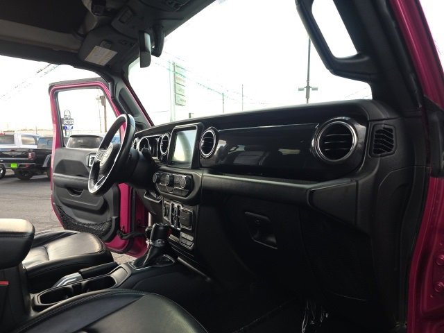 Used 2022 Jeep Wrangler Unlimited Sahara image 44