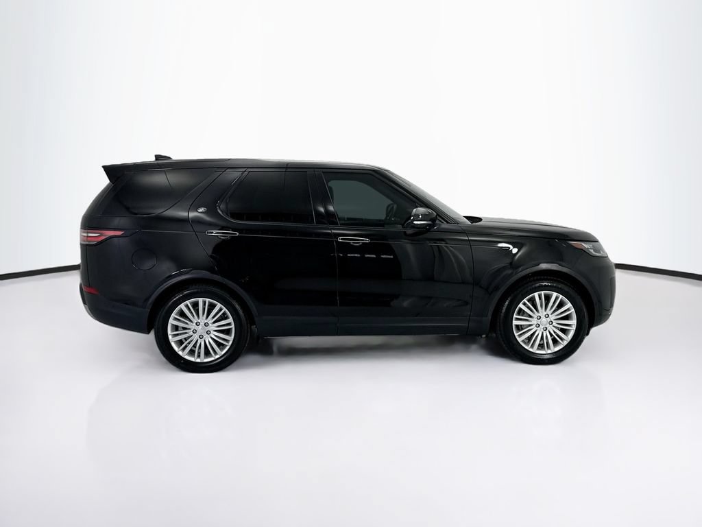 Used 2018 Land Rover Discovery HSE Luxury AWD/4WD image 4