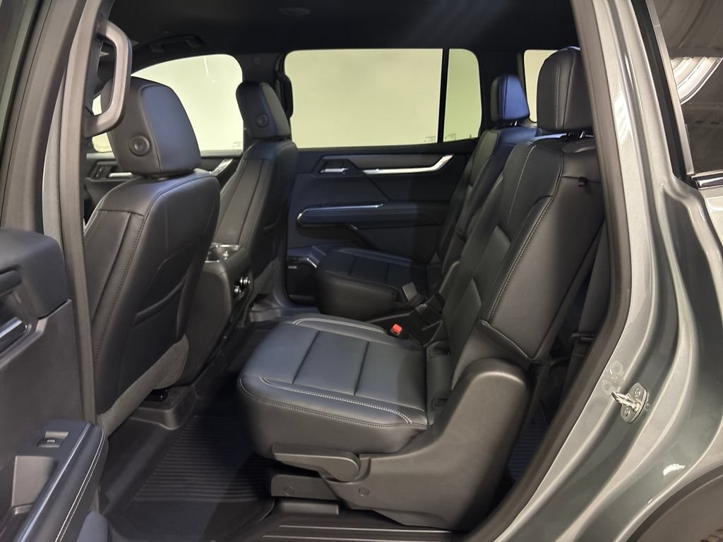 New 2026 GMC Acadia Elevation w/ Black Edition AWD/4WD image 29