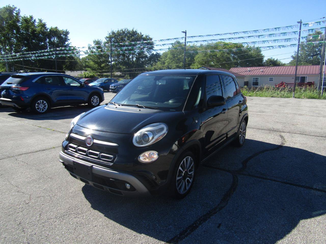 Used 2019 FIAT 500L Trekking FWD image 3