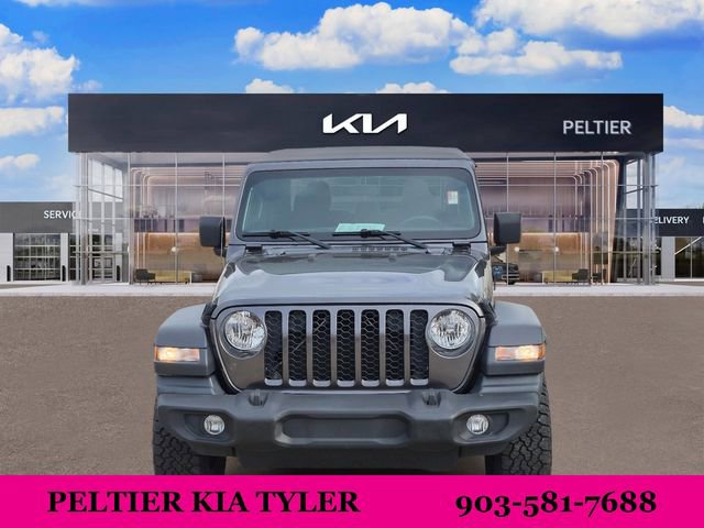 Used 2021 Jeep Gladiator Sport image 2
