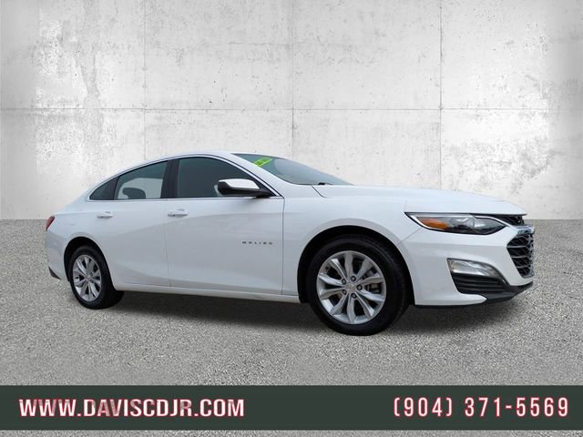 Used 2025 Chevrolet Malibu LT FWD image 1