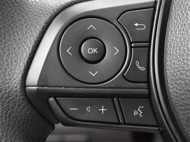 Used 2025 Toyota Corolla LE image 24