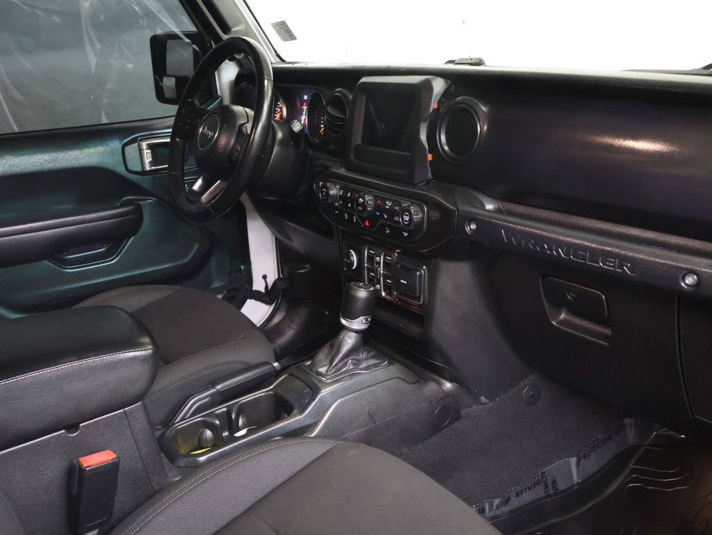 Used 2021 Jeep Wrangler Unlimited Sport AWD/4WD image 11