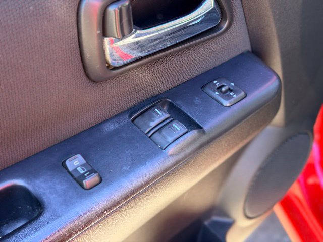 Used 2012 Chevrolet Colorado LT AWD/4WD image 13