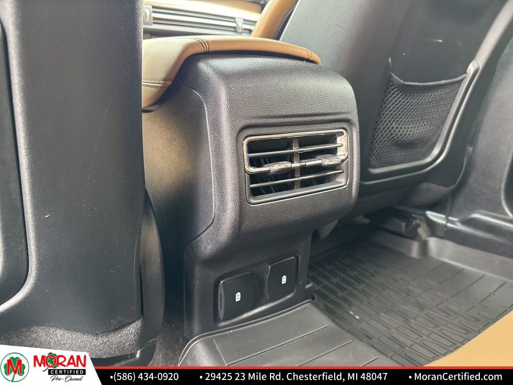 Used 2023 Lincoln Corsair Reserve image 26