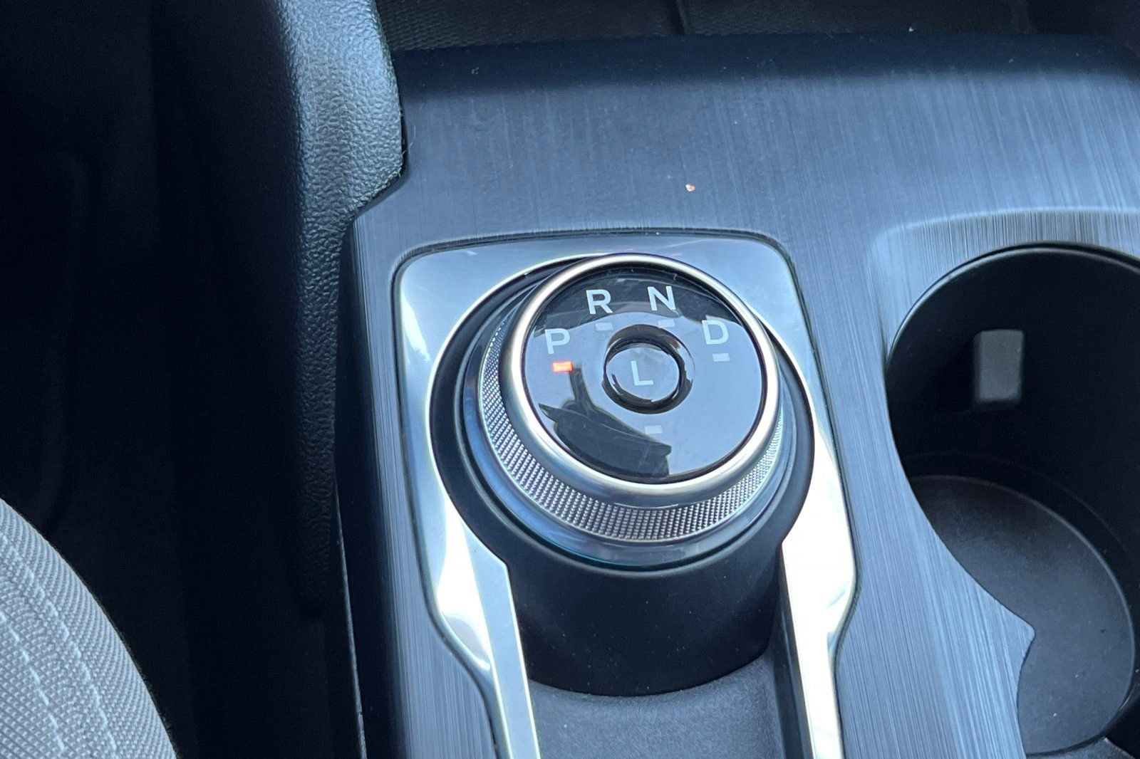 Certified 2022 Ford Escape SE w/ SE Sport Appearance Package image 22