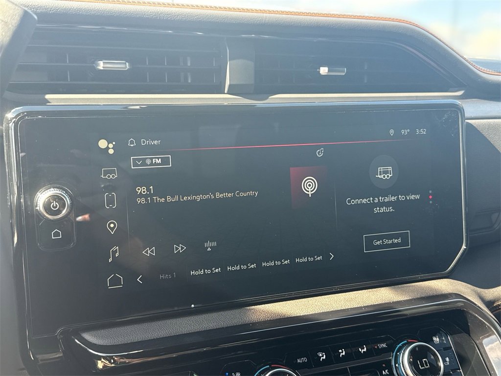 Used 2025 GMC Sierra 2500 AT4 w/ AT4 Premium Plus Package image 17