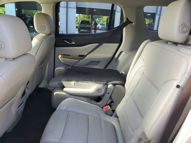 Used 2018 GMC Acadia Denali w/ Technology Package FWD image 10