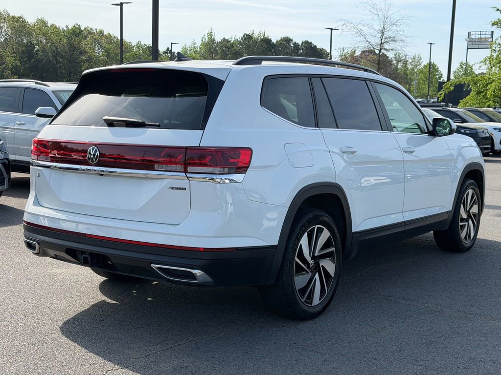 Used 2024 Volkswagen Atlas SE AWD/4WD image 5