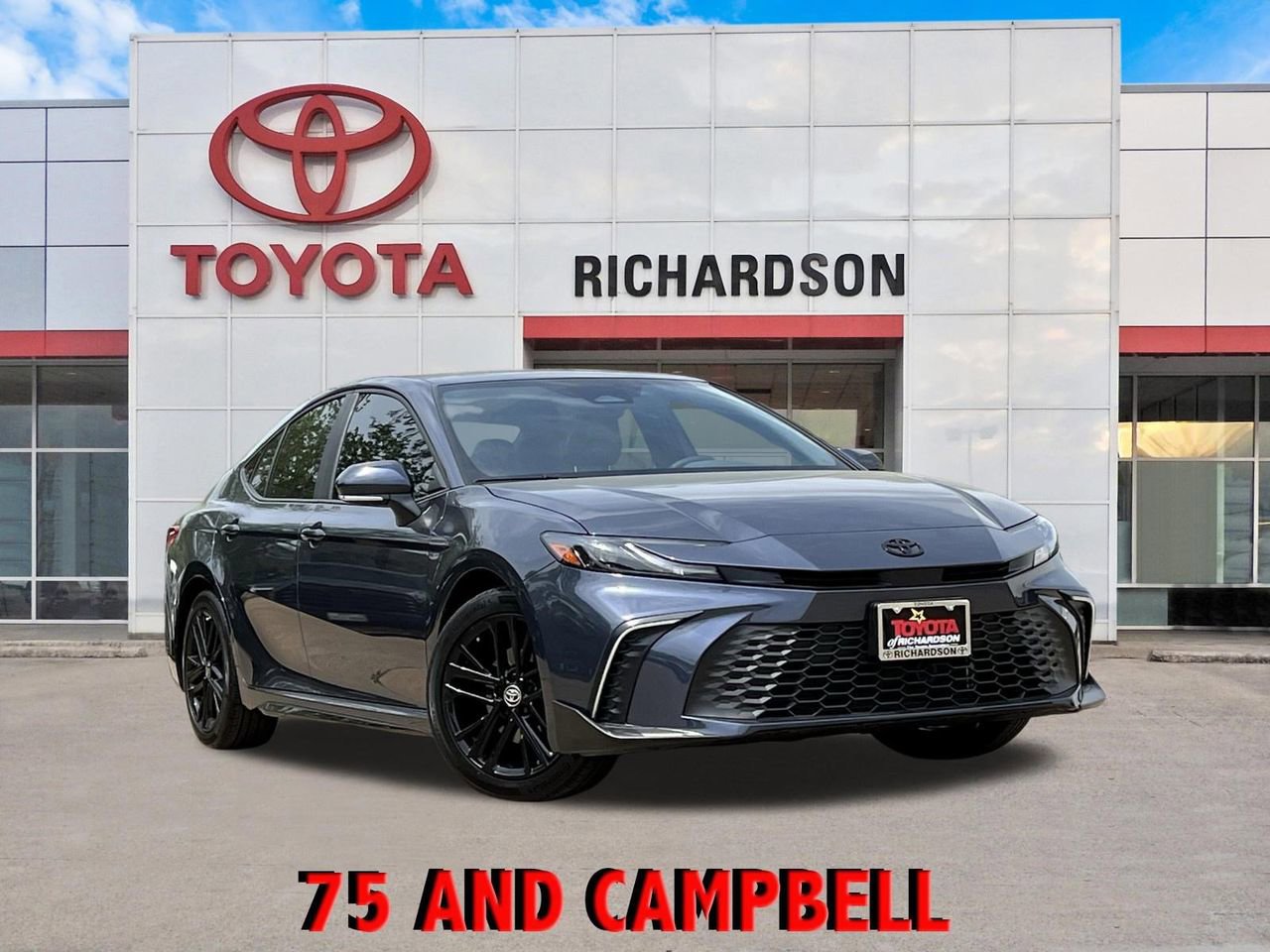 Used 2026 Toyota Camry SE w/ Convenience Package FWD image 1