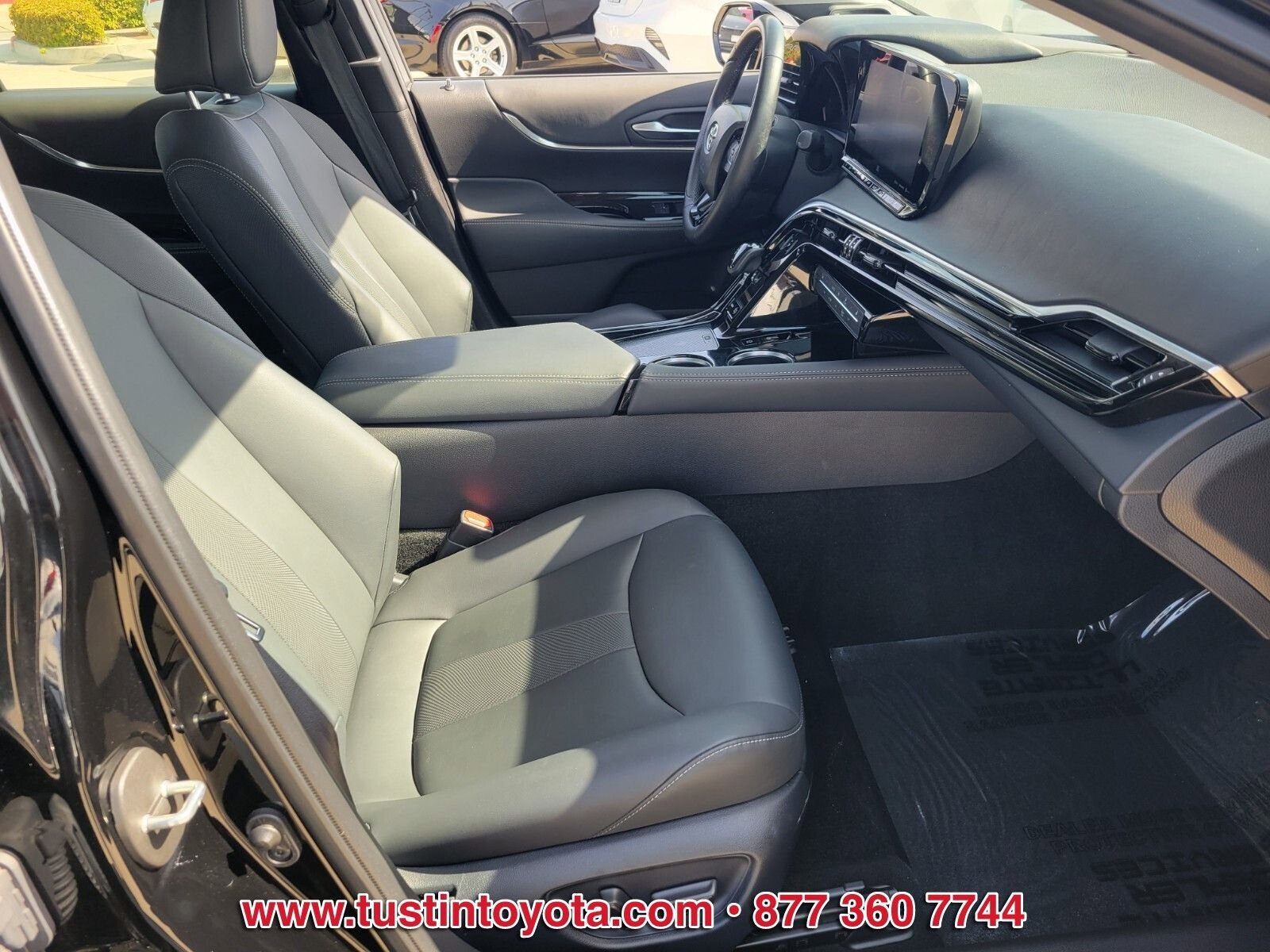 Certified 2022 Toyota Mirai w/ Advanced Technology Package RWD image 15