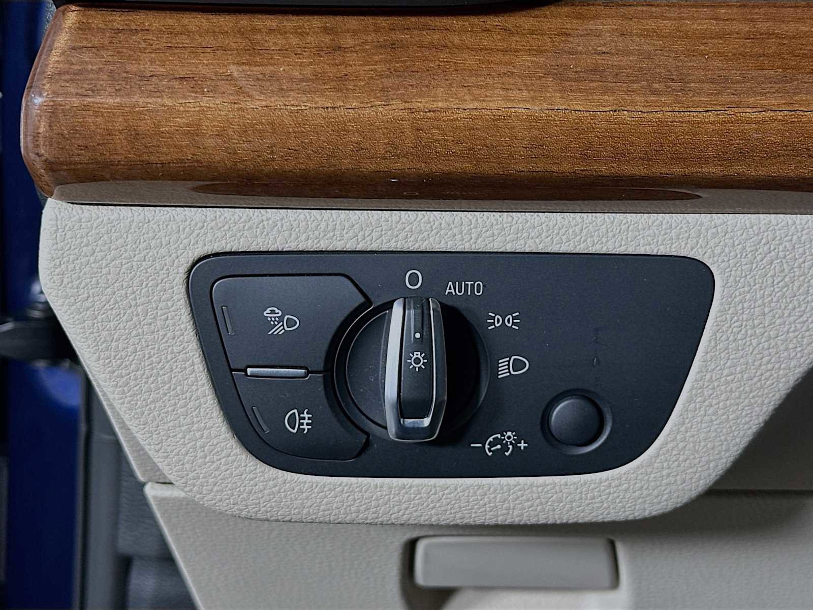 Certified 2023 Audi Q5 2.0T Premium Plus w/ Premium Plus Package image 10